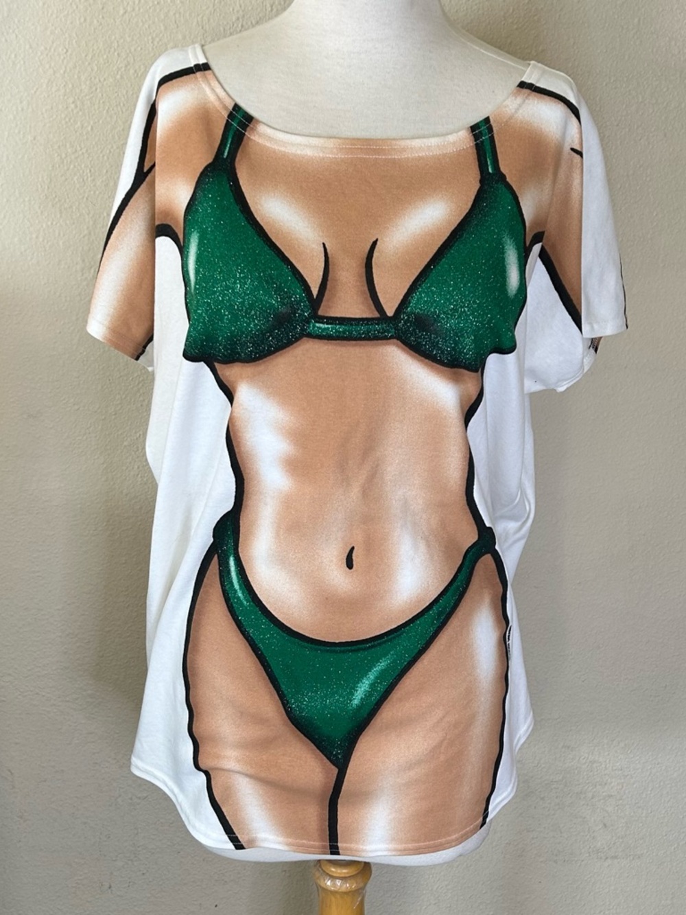 VTG 90s Body Dreams  Green Glitter Bikini Body Beach Shirt Front & Back Print.